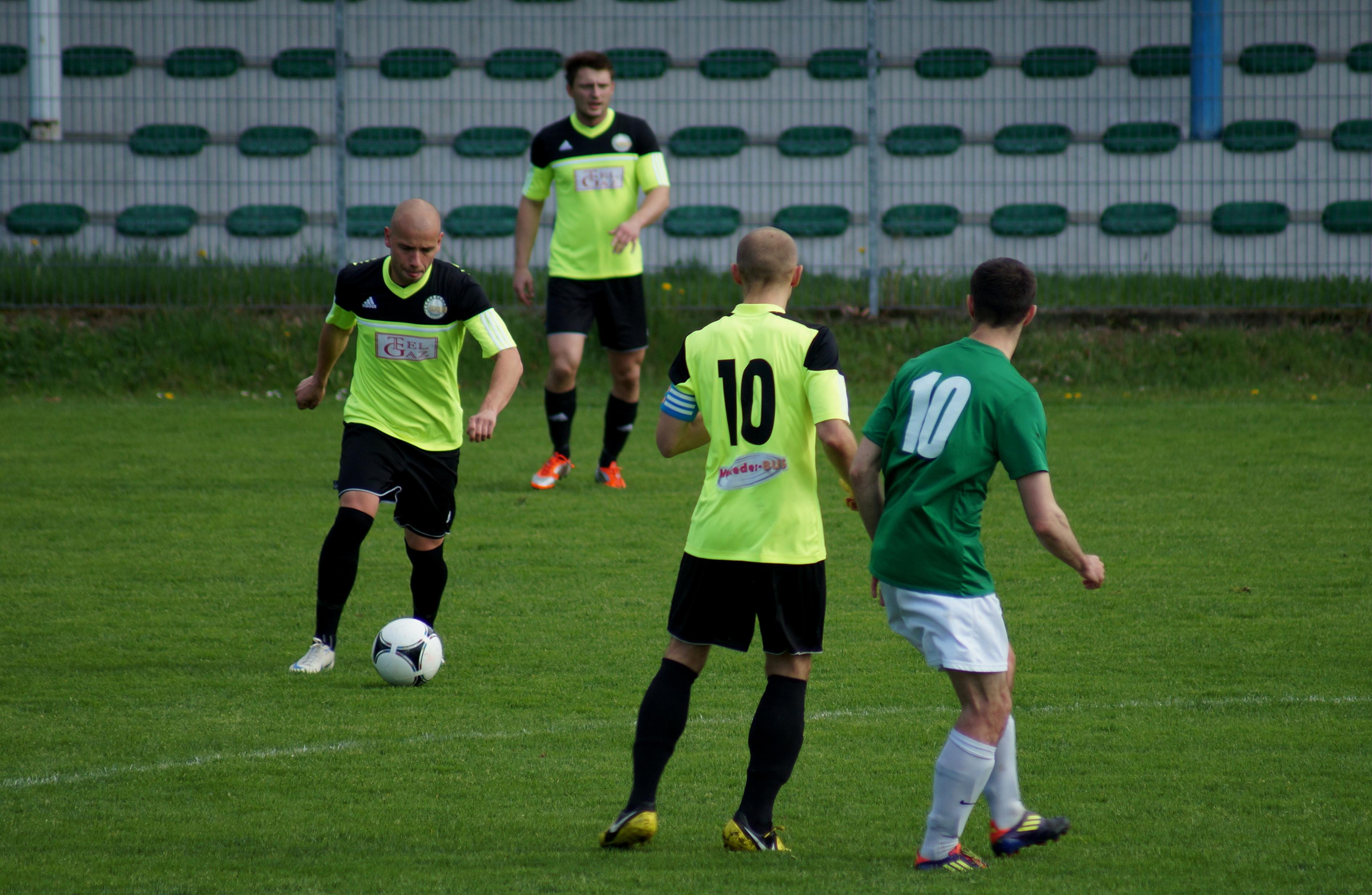 Czarni-Góral Żywiec – Podlesianka 3-2