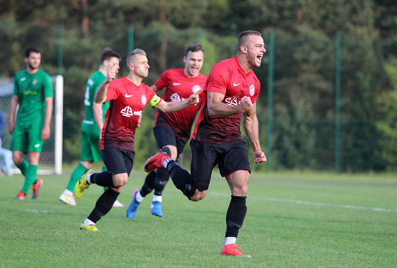 Hit nie zawodzi! Podlesianka – AKS Mikołów 3-0